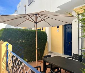Balkón alebo terasa v ubytovaní Casa en el centro de Conil