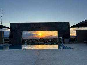 La pileta dentro o cerca de Valley Suites Apartamentos Premium con Cochera, Gimnasio y Piscina