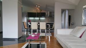 Gallery image of Comfort Deluxe Kosmos Apartments in Ohrid