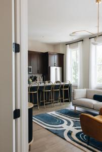 Billede fra billedgalleriet på The Purple Martin - The Odd Bird i Louisville