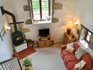 TV a/nebo společenská místnost v ubytování Chywood Barn