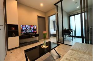 Μια τηλεόραση ή/και κέντρο ψυχαγωγίας στο Condo Next to Central Mall with Infinity Pool