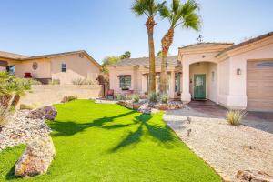 Zahrada ubytování 2 Mi to Lake Havasu Poolside Paradise!