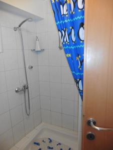 Kúpeľňa v ubytovaní Room Leon + 25 fotografií
