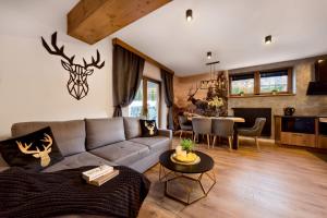 Posedenie v ubytovaní REZYDENCJA SKIBÓWKI sauna&jacuzzi