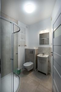 Koupelna v ubytování Mitry 4 + 75 fotografií