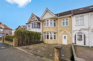 Το κτήριο όπου στεγάζεται  το δωμάτιο σε οικογενειακή κατοικία