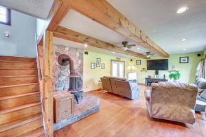 Φωτογραφία από το άλμπουμ του 6-Acre Family-Friendly Getaway in Niles! σε Niles