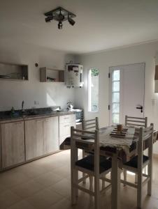 Kuchyň nebo kuchyňský kout v ubytování LacasitadeMora