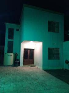 Το κτήριο όπου στεγάζεται  το διαμέρισμα