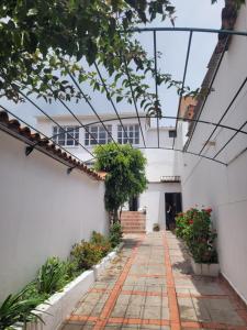 Το κτήριο όπου στεγάζεται  το hostel