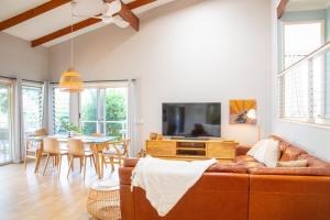 Μια τηλεόραση ή/και κέντρο ψυχαγωγίας στο Beach Tree