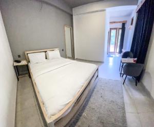 Gallery image of Bono Riverside Apartments in Nārān