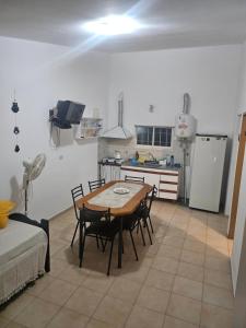 Η κουζίνα ή μικρή κουζίνα στο Cabañas Kay Pacha