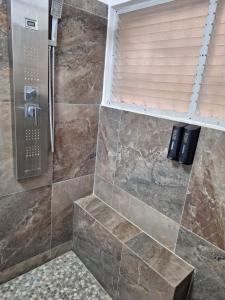 A bathroom at Casa Breizh