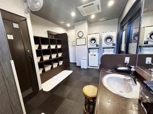 Kuchyň nebo kuchyňský kout v ubytování Hotel Route-Inn Iwata Inter + 37 fotografií