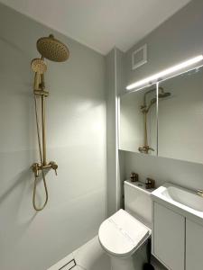 Ένα μπάνιο στο Monique's apartament 2