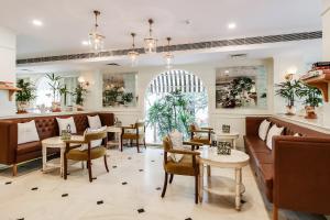 A seating area at Hotel O Garden View