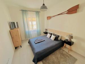 Posteľ alebo postele v izbe v ubytovaní Péter Dock Boutique Villa Keszthely