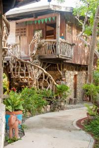 Zahrada ubytování Oldwoods by the Sea Nature Resort Bani Pangasinan