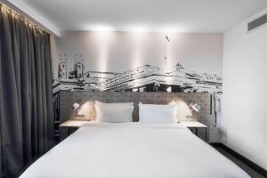 Radisson Blu Hotel, Edinburgh City Centre客房内的一张或多张床位