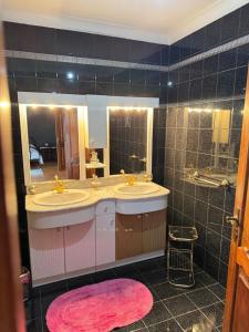 Koupelna v ubytování Quinta da Cerca - Natureza, Bem-Estar e Conforto