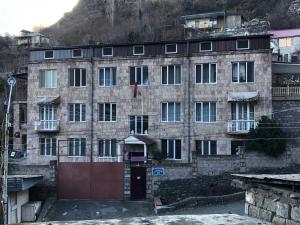 Το κτήριο όπου στεγάζεται  το ξενοδοχείο