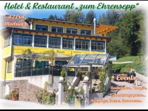 hotel i restauracja w obiekcie Gasthof Klug zum Ehrensepp w mieście Modriach