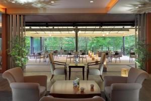 Restoran või mõni muu söögikoht majutusasutuses Hotel Ryu Resort and Spa