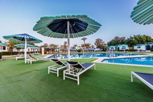 Басейн в Ghazala Beach або поблизу