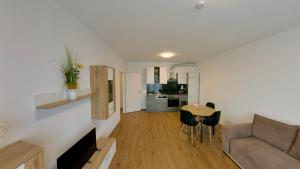 A kitchen or kitchenette at TEREC HAUS