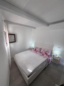 Кровать или кровати в номере Rena Bianca Residence 201 +3 фотографии