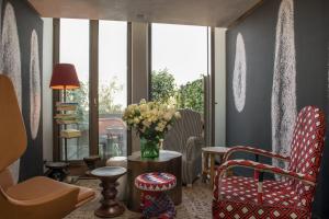 Et opholdsområde på Brach Paris - Evok Collection