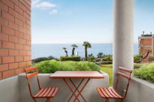 Vue générale sur la mer ou vue sur la mer prise depuis l'hôtel