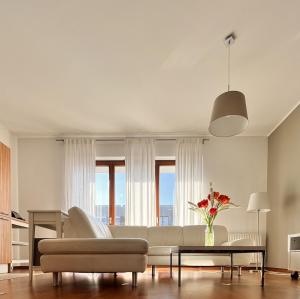 Posedenie v ubytovaní Mercury two-bedroom apartment & parking