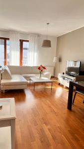 Posedenie v ubytovaní Mercury two-bedroom apartment & parking