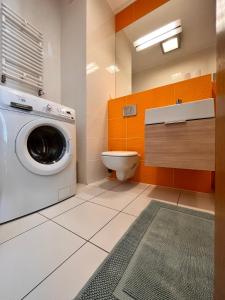 Kúpeľňa v ubytovaní Mercury two-bedroom apartment & parking