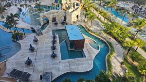 Bazén v ubytování Apartamento No Salinas Resort Premium nebo v jeho okolí + 4 fotografie