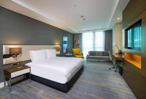 Postel nebo postele na pokoji v ubytování Radisson Blu Hotel, Kayseri