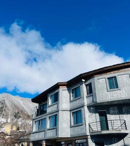 Nespecifikovaný výhled na hory nebo výhled na hory při pohledu z apartmánu