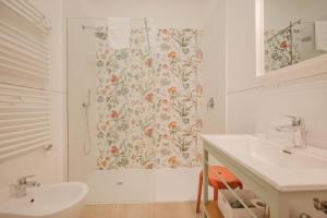 A bathroom at Soave Country House