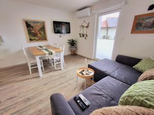 Apartment AlpiPond的休息区