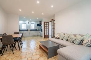 Posezení v ubytování Maison Chataîgniers