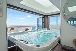 Φωτογραφία από το άλμπουμ του The Penthouse - Marine House σε Lymington +23 φωτογραφίες
