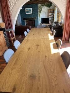 Posezení v ubytování HOXNE HOUSE WEYBOURNE,N Coast sleeps 14 5 bedroom j72