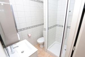 Koupelna v ubytování Grand studio 1 au coeur des animations Argeles