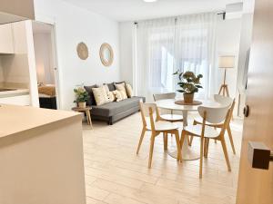 Posedenie v ubytovaní Castro Holidays - Apto B Nuevo Céntrico con Garaje Gratis