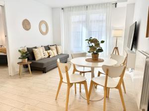 Posedenie v ubytovaní Castro Holidays - Apto B Nuevo Céntrico con Garaje Gratis