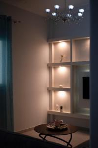 Fotografie z fotogalerie ubytování Cuka apartment 3BD nexto to metro and Piraeus Port v destinaci Piraeus