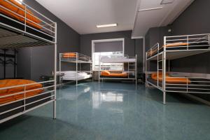 Letto o letti in una camera di Hostel B47